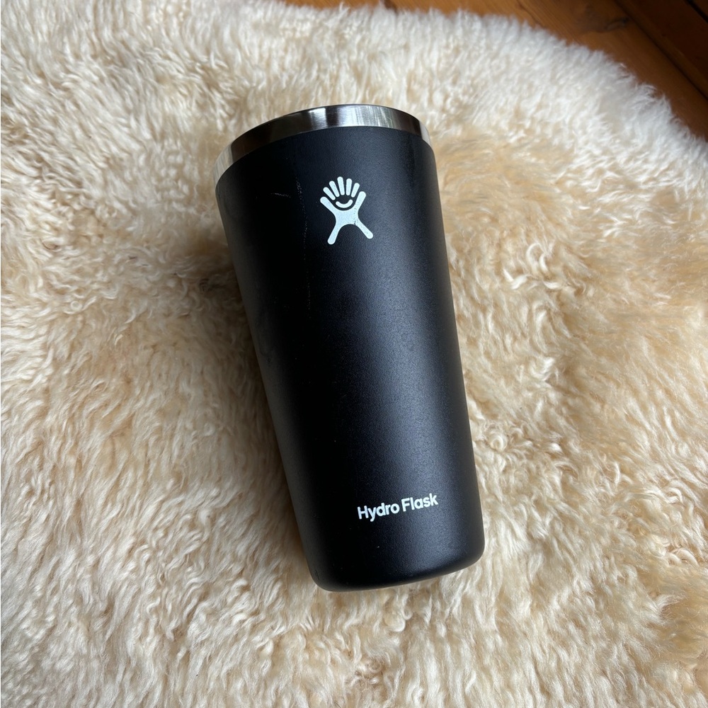 Hydro Flask 28oz Tumbler